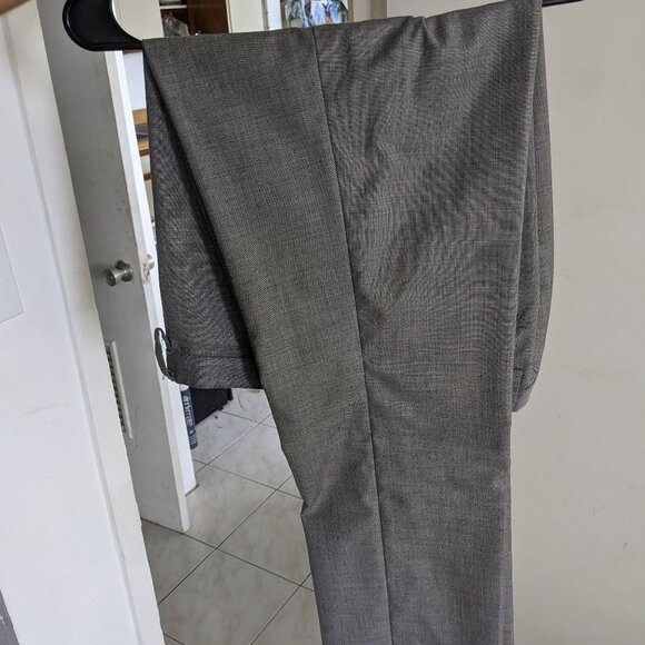 Men dress pants Alberto Cardinal waist 32 length 32 - Picture 1 of 2